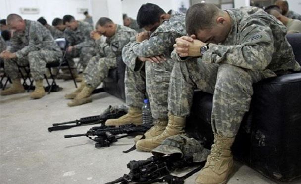 الانتحار وسيلة جنود أمريكيين للتخلص من أمراض الحرب في العراق