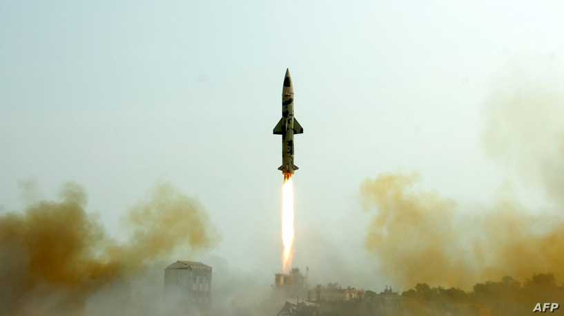 الهند تطلق صاروخاً على باكستان 
